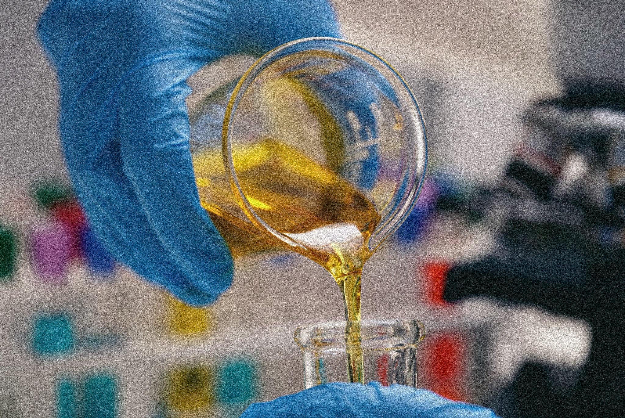 La bugia che ti hanno sempre raccontato sulla concentrazione nei profumi